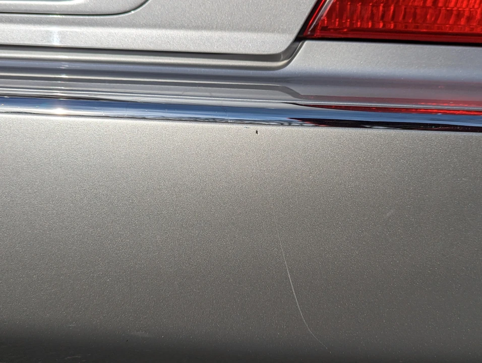 2002 Acura RL 1st Gen - Image 27 of 31