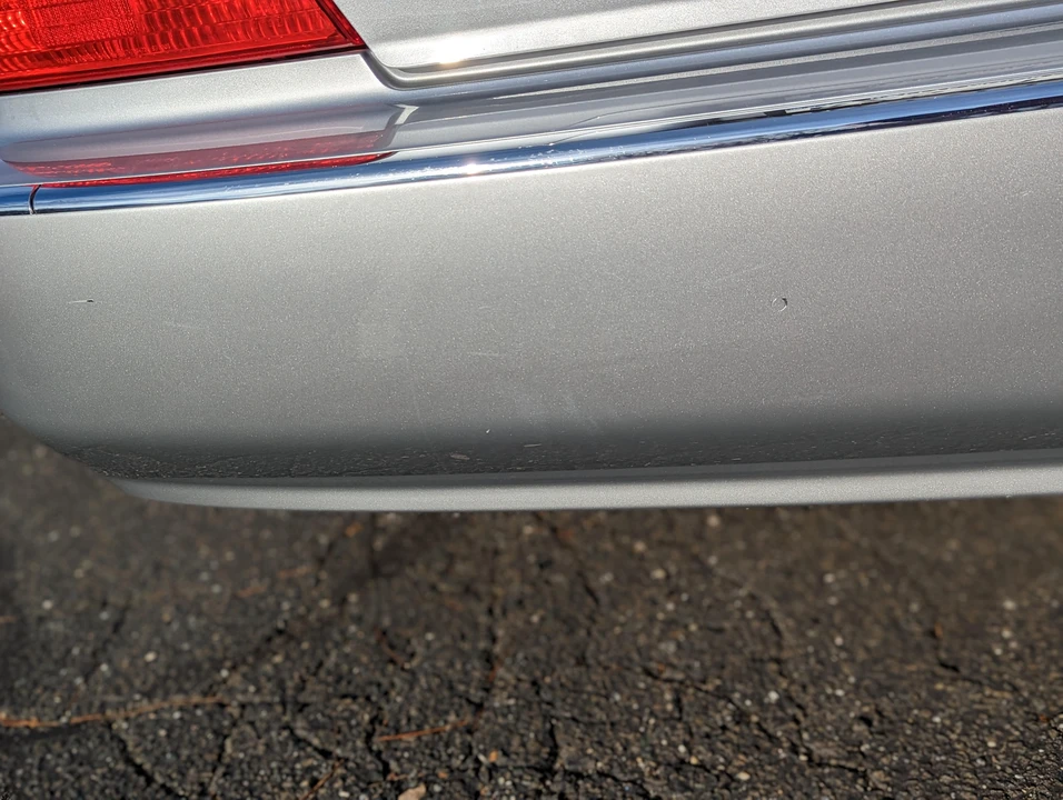 2002 Acura RL 1st Gen - Image 26 of 31