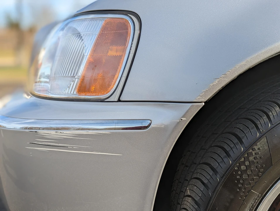 2002 Acura RL 1st Gen - Image 15 of 31