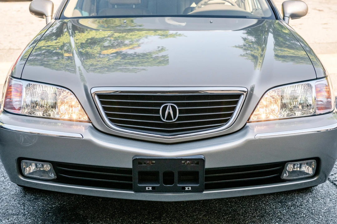 2002 Acura RL 1st Gen - Image 12 of 31