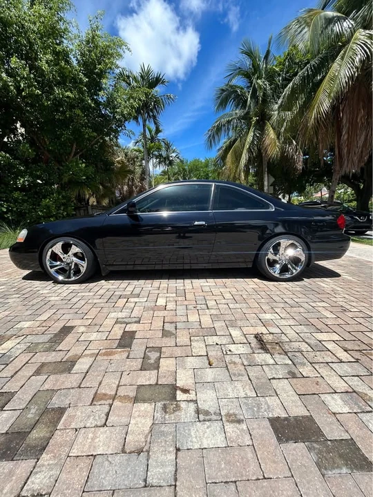 2002 Acura CL 2nd Gen - Image 2 of 5