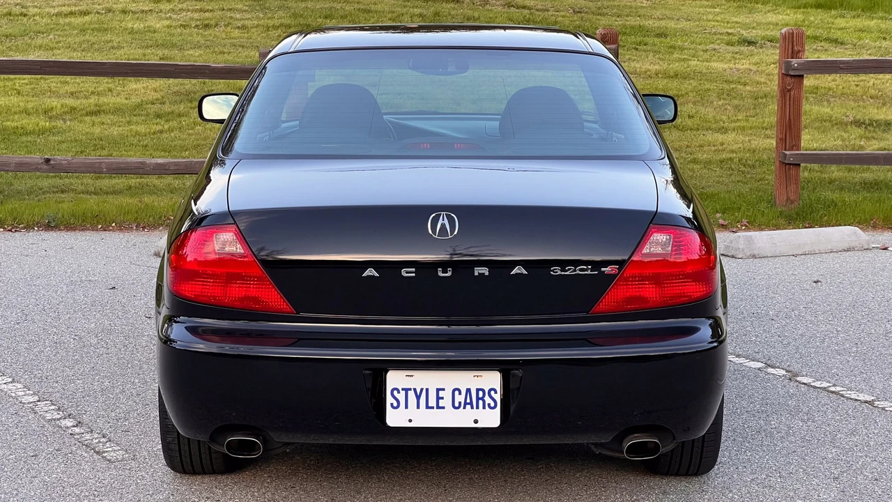 2002 Acura CL 2nd Gen - Image 18 of 31