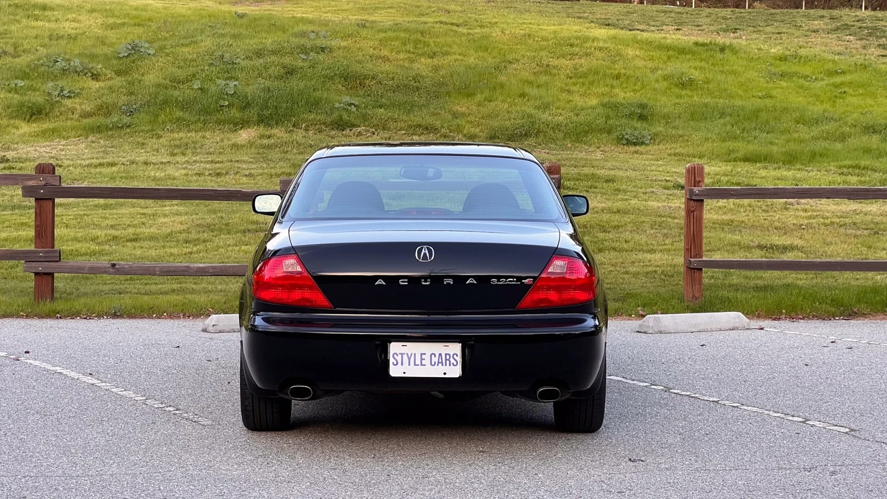 2002 Acura CL 2nd Gen - Image 15 of 31