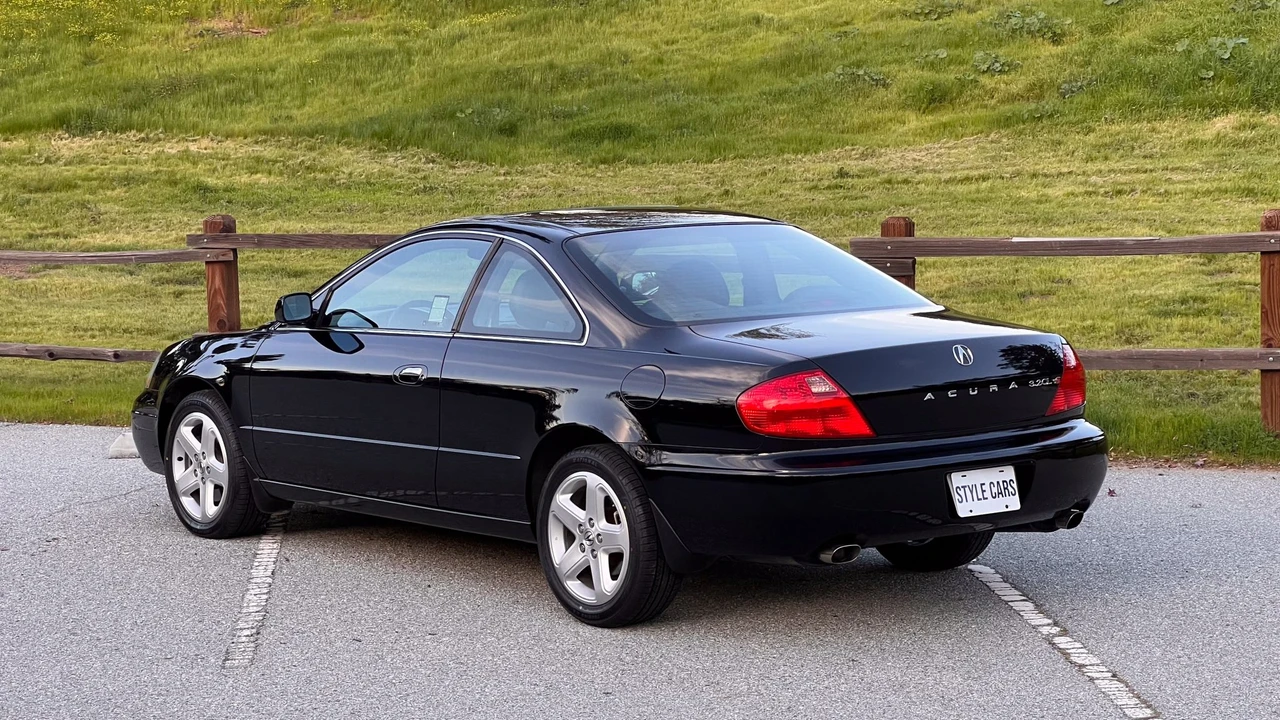 2002 Acura CL 2nd Gen - Image 12 of 31