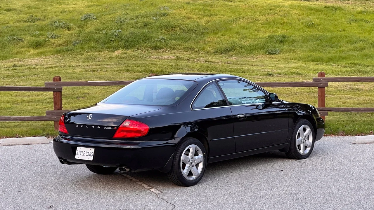 2002 Acura CL 2nd Gen - Image 26 of 31