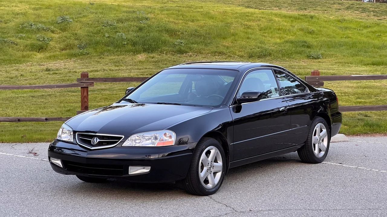 2002 Acura CL 2nd Gen - Image 2 of 31