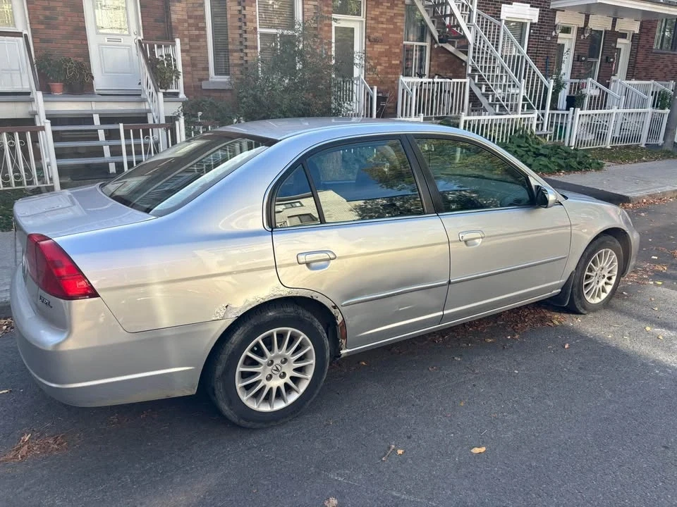 2002 Acura EL - Image 5 of 11
