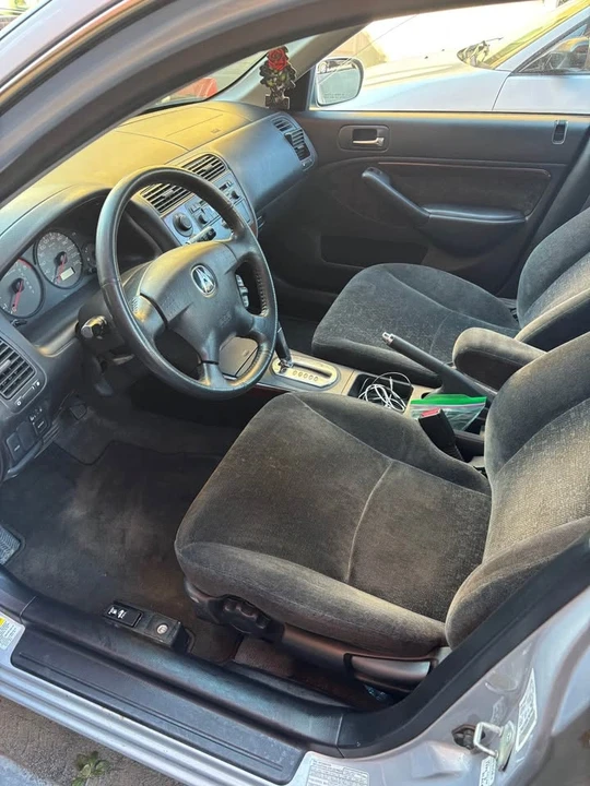 2002 Acura EL - Image 7 of 11