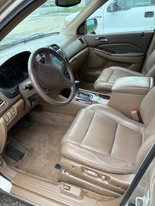 2002 Acura MDX 1st Gen - Image 2 of 4