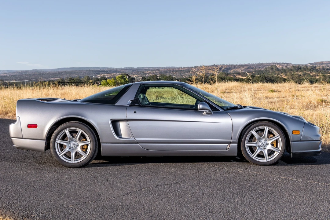 2002 Acura NA2 NSX - Image 11 of 31