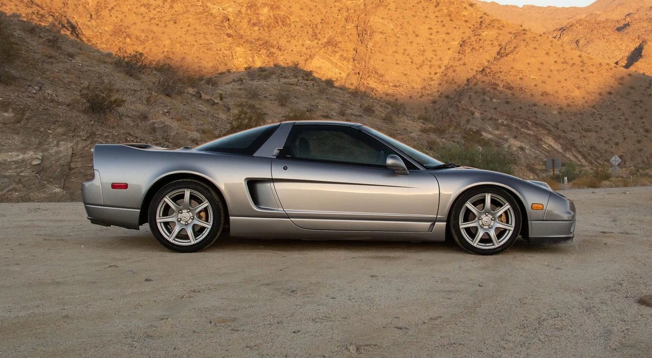 2002 Acura NA2 NSX - Image 8 of 31