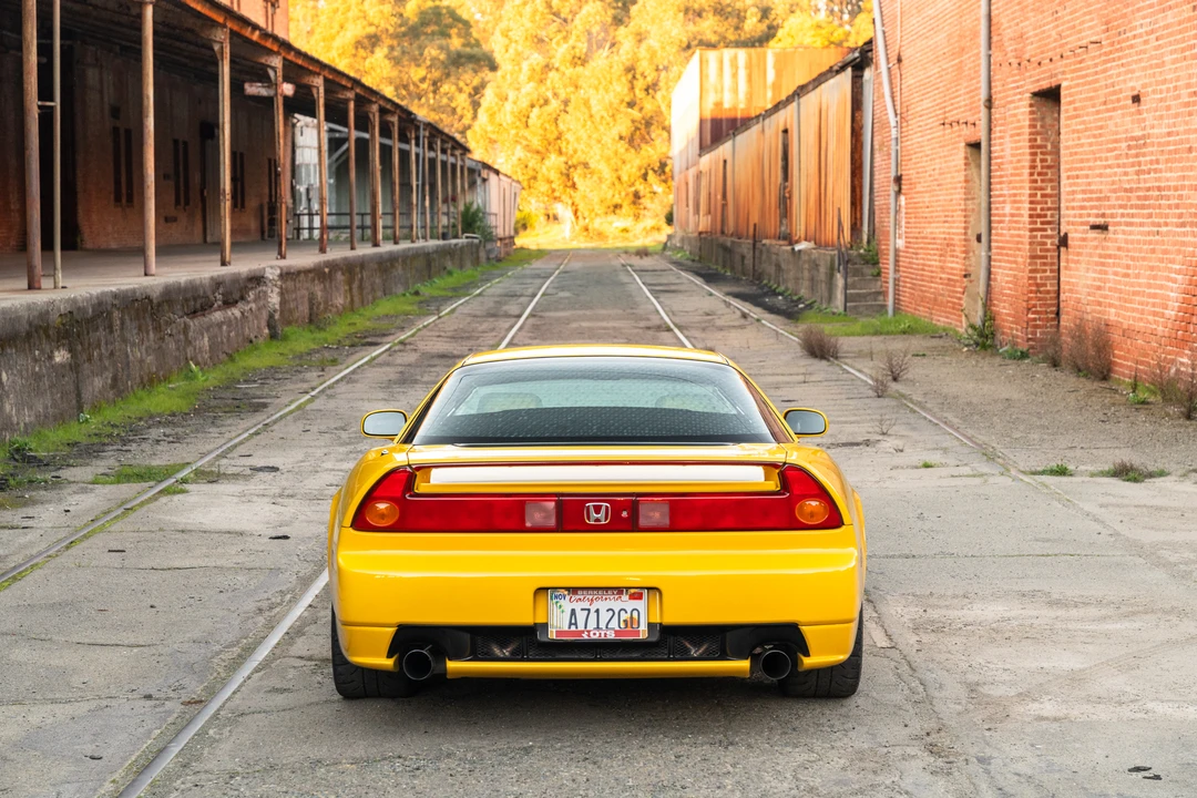2002 Acura NA2 NSX - Image 11 of 31