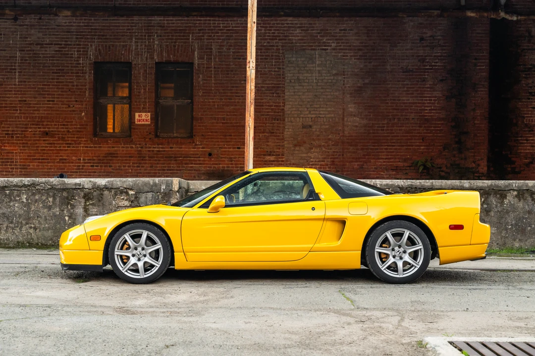 2002 Acura NA2 NSX - Image 9 of 31
