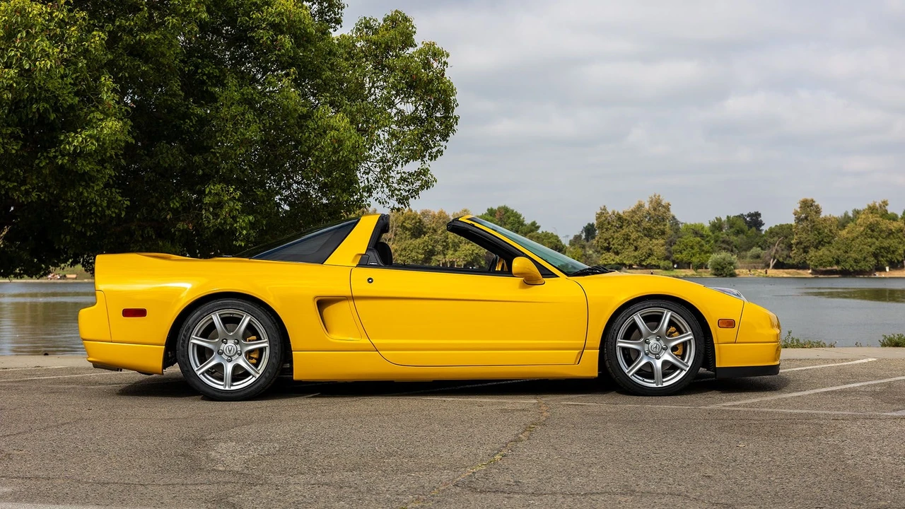 2002 Acura NA2 NSX - Image 5 of 31