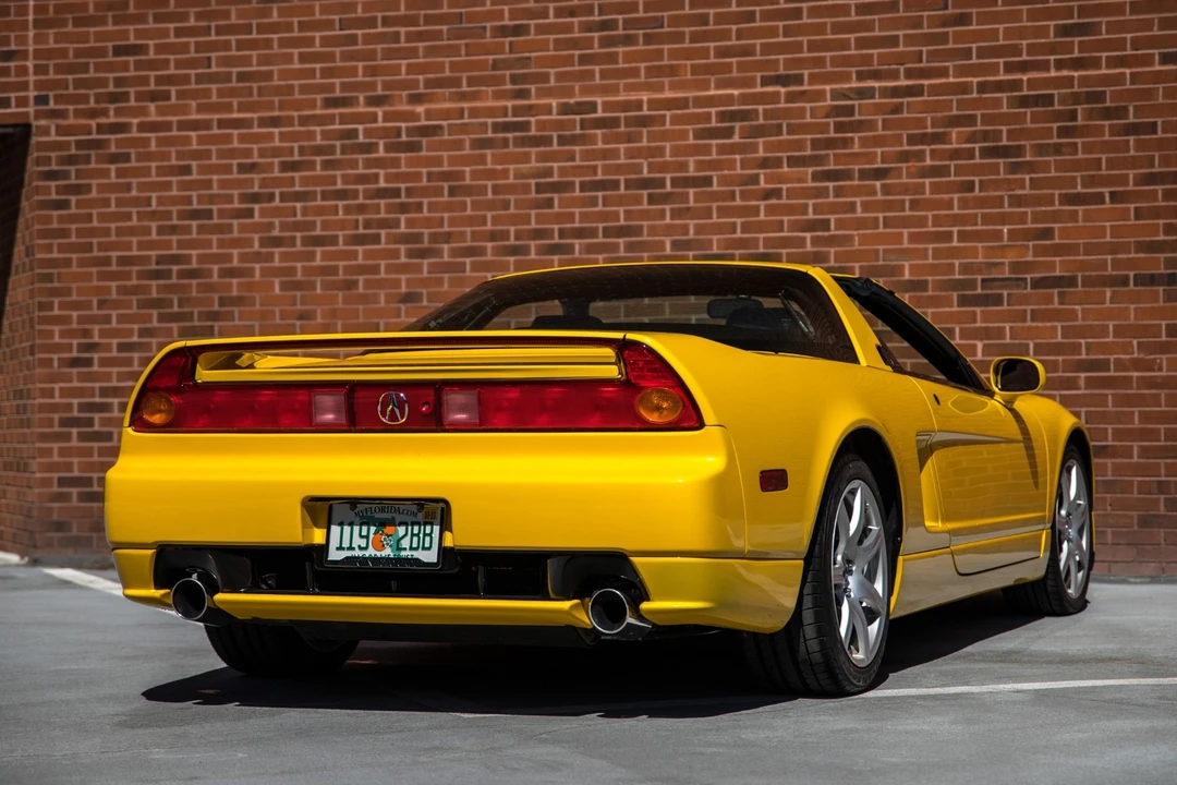 2002 Acura NA2 NSX - Image 11 of 12