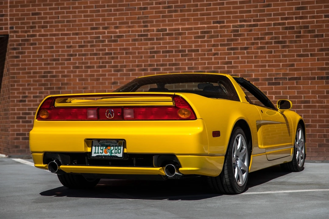 2002 Acura NA2 NSX - Image 11 of 12