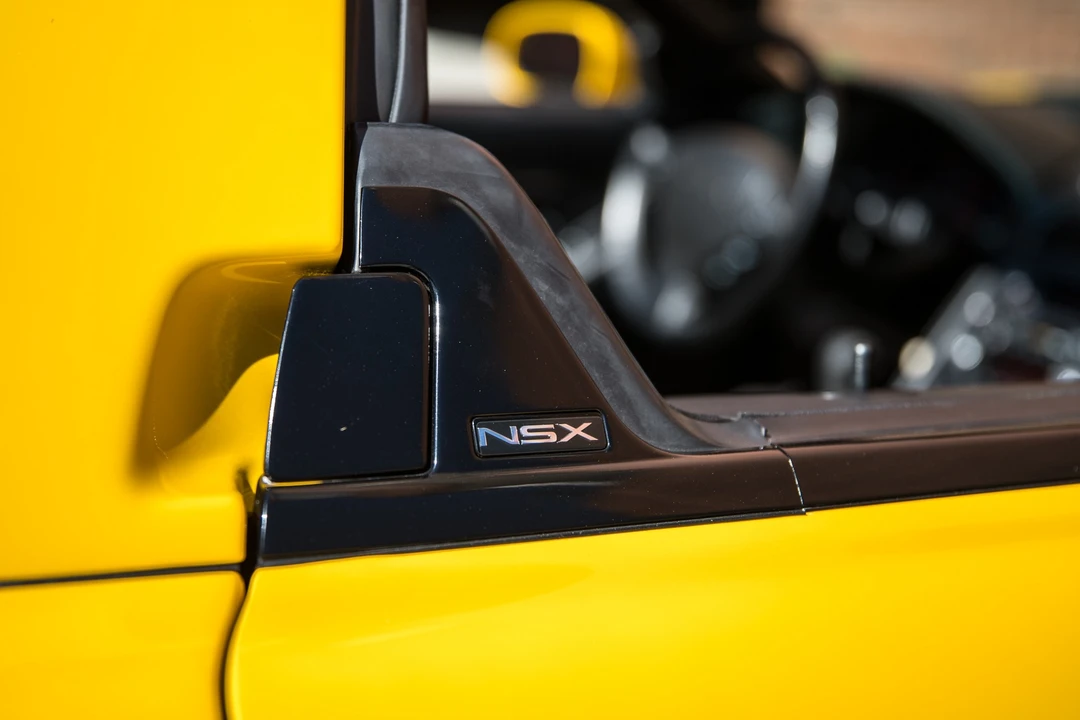 2002 Acura NA2 NSX - Image 17 of 21