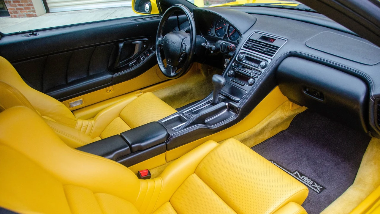 2002 Acura NA2 NSX - Image 5 of 14