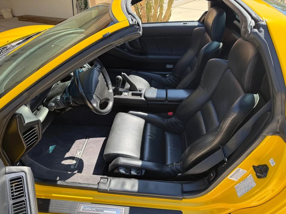 2002 Acura NA2 NSX - Image 11 of 19