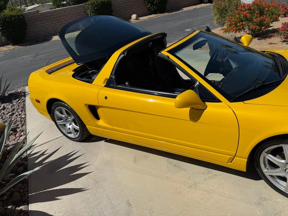 2002 Acura NA2 NSX - Image 15 of 19