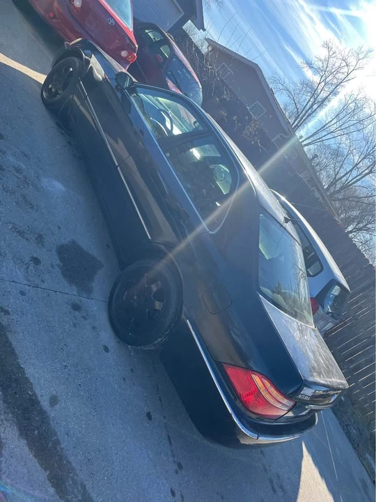 2002 Acura RL 1st Gen - Image 2 of 3