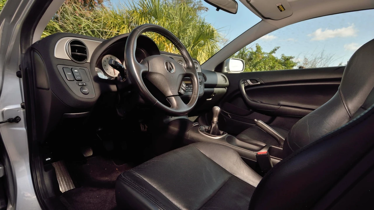 2002 Acura RSX - Image 18 of 20