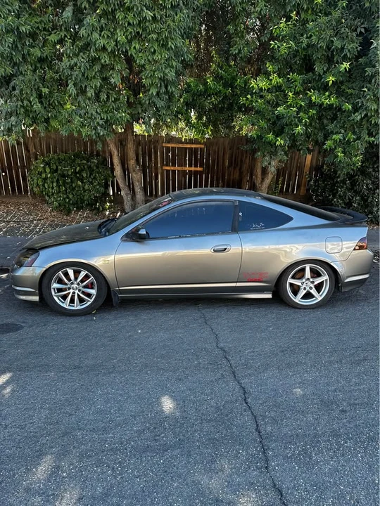 2002 Acura RSX Type-S - Image 2 of 10
