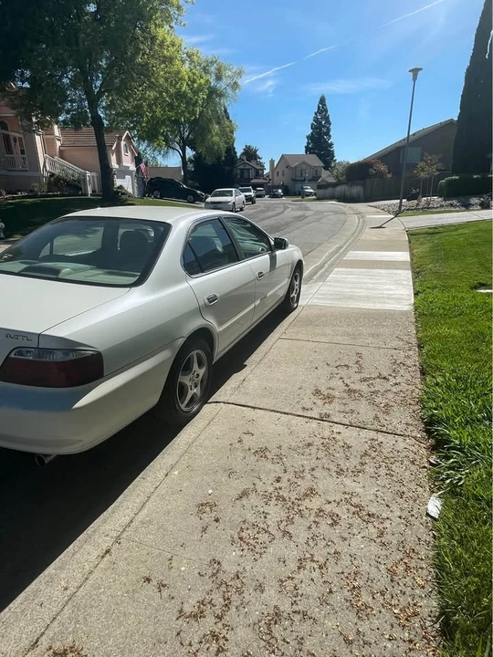 2002 Acura TL 2nd Gen - Image 2 of 7