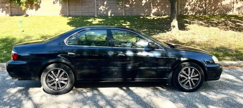 2002 Acura TL 2nd Gen - Image 2 of 10