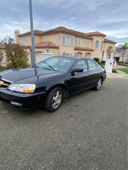 2002 Acura TL 2nd Gen - Image 2 of 5