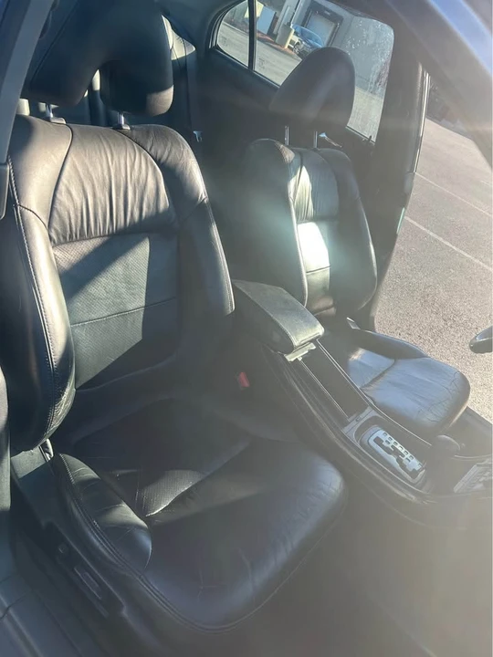 2002 Acura TL 2nd Gen - Image 4 of 5