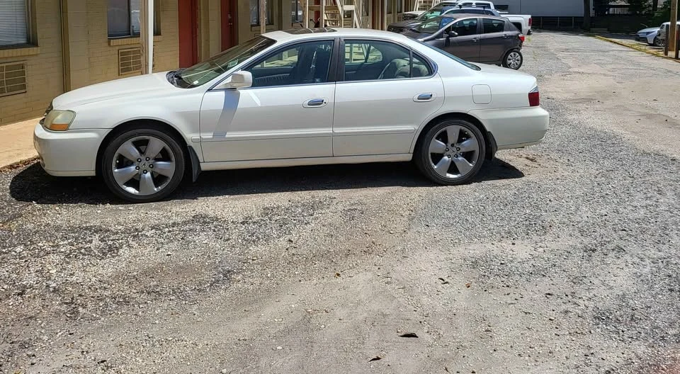 2002 Acura TL 2nd Gen - Image 14 of 15