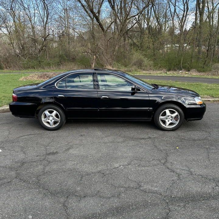 2002 Acura TL 2nd Gen - Image 2 of 12