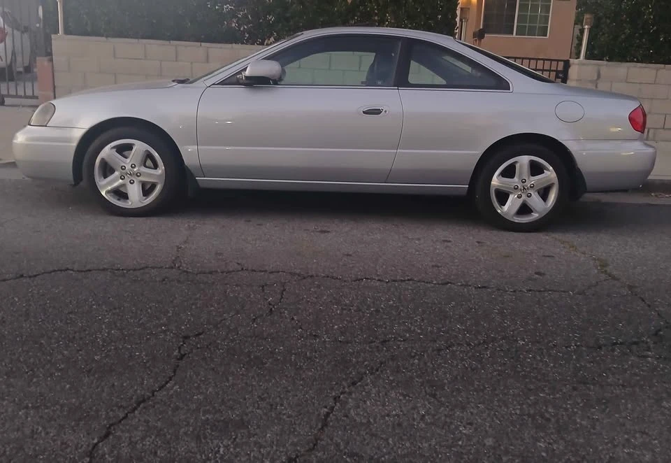 2002 Acura CL 2nd Gen - Image 2 of 9