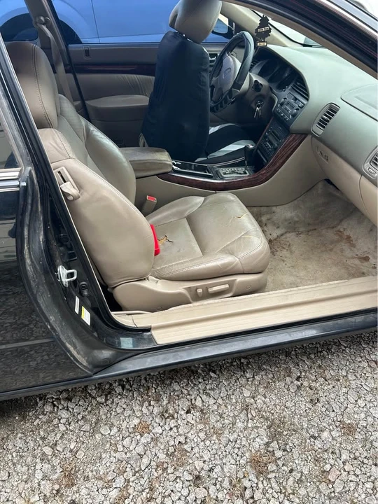 2002 Acura CL 2nd Gen - Image 8 of 8