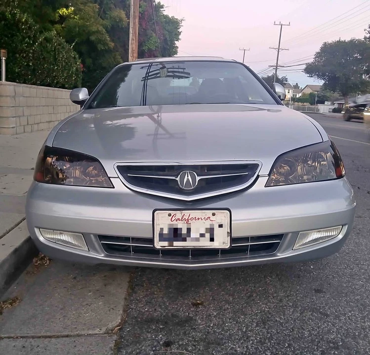 2002 Acura CL 2nd Gen - Image 1 of 8