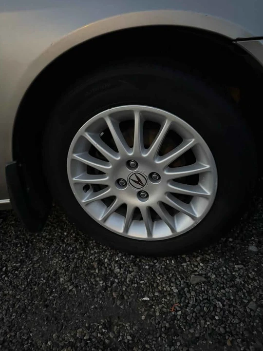 2002 Acura EL - Image 7 of 8