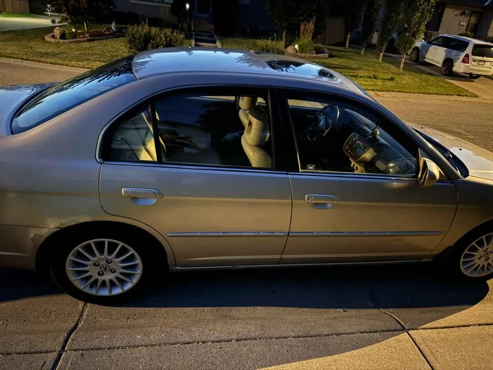 2002 Acura EL - Image 3 of 8