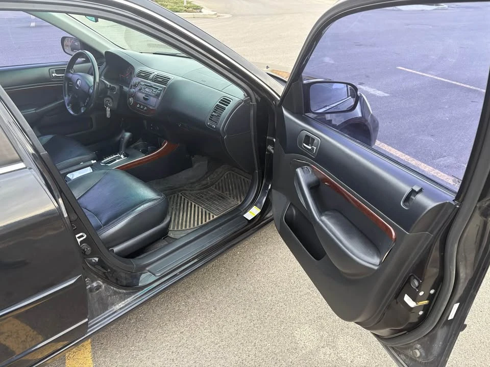 2002 Acura EL - Image 12 of 13