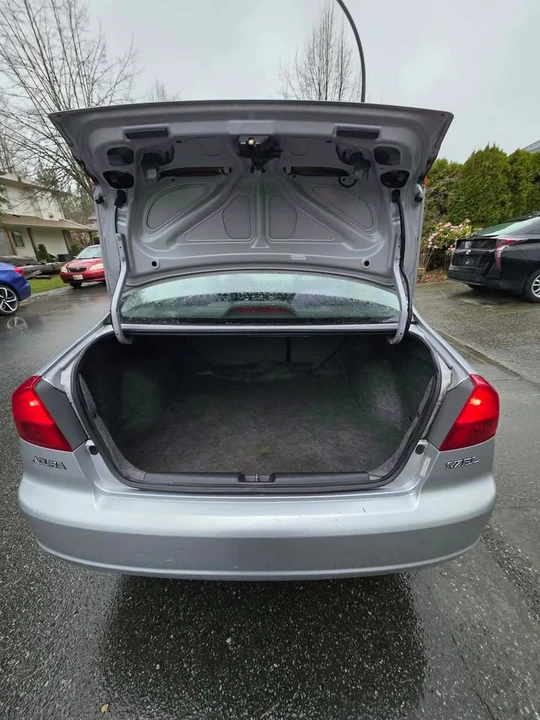 2002 Acura EL - Image 12 of 17