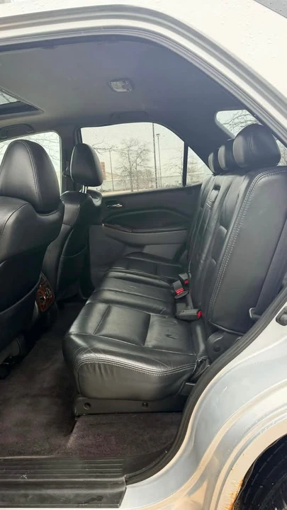 2002 Acura MDX 1st Gen - Image 11 of 12