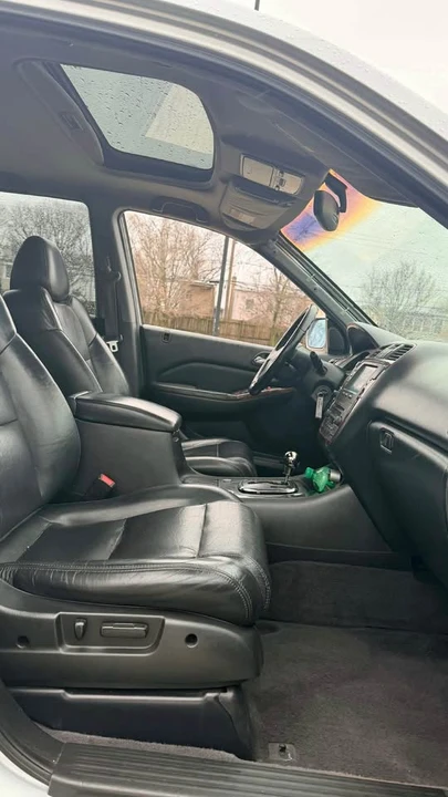 2002 Acura MDX 1st Gen - Image 10 of 12