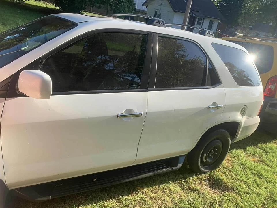 2002 Acura MDX 1st Gen - Image 3 of 5