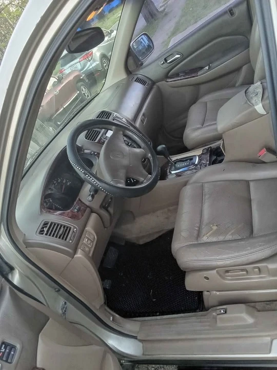 2002 Acura MDX 1st Gen - Image 10 of 20