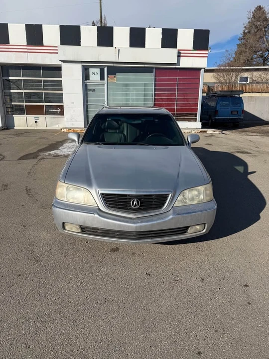 2002 Acura RL 1st Gen - Image 2 of 8