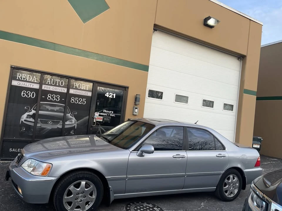 2002 Acura RL 1st Gen - Image 2 of 20