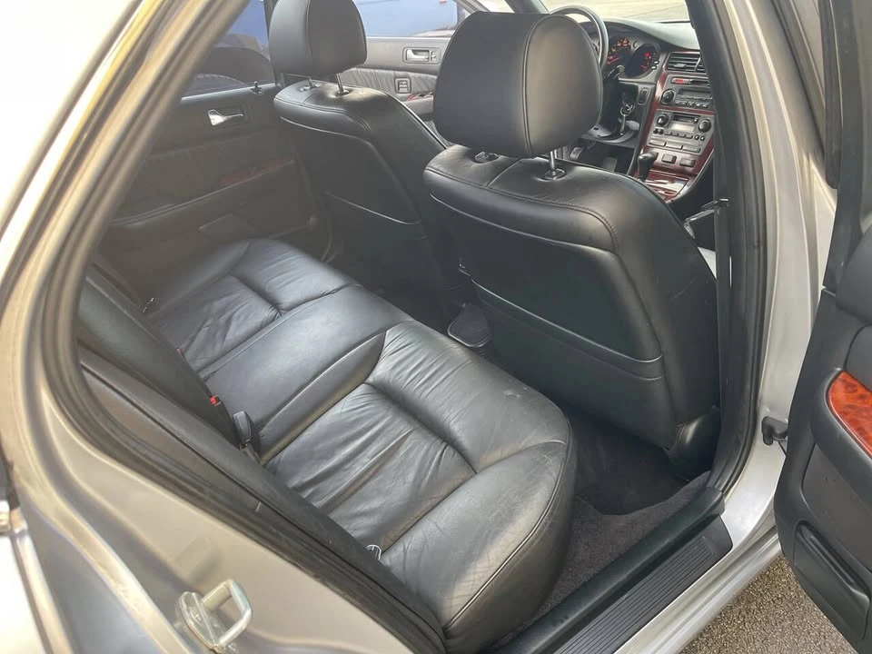 2002 Acura RL 1st Gen - Image 17 of 20