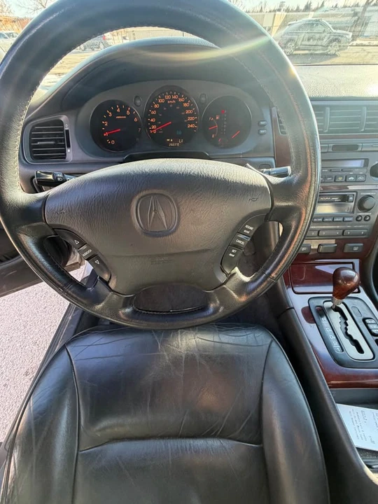 2002 Acura RL 1st Gen - Image 8 of 8