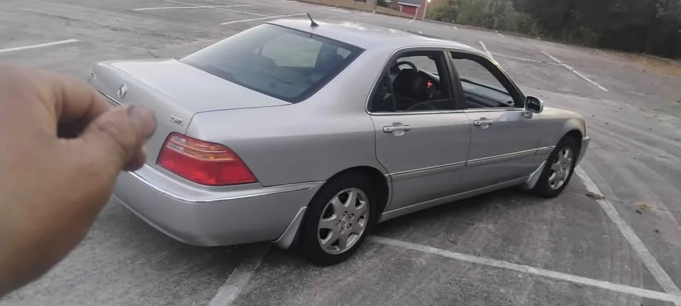 2002 Acura RL 1st Gen - Image 3 of 8