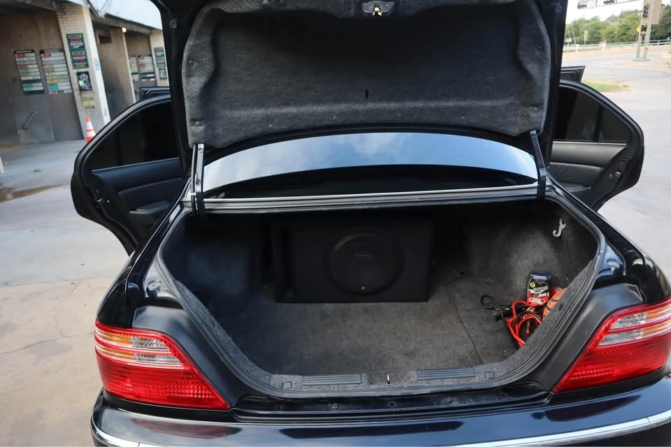 2002 Acura RL 1st Gen - Image 15 of 15